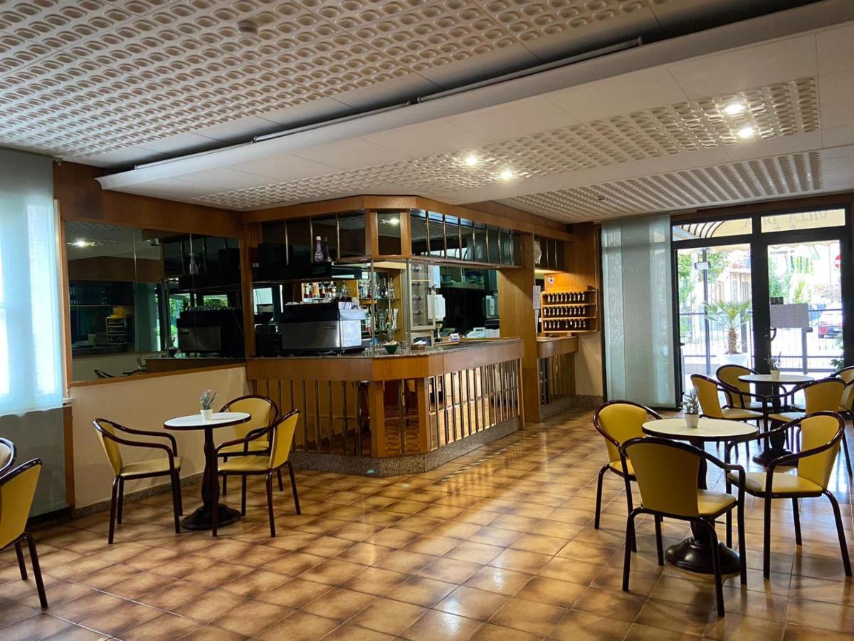 Hotel Villa Dina Ρίμινι Εξωτερικό φωτογραφία